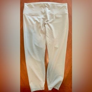 Lululemon Wunder Train High Rise Crop Size 16